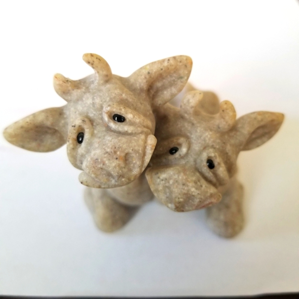 Quarry Critters Second Nature Cherry & Chip Cow Figurine 2000 Collectible